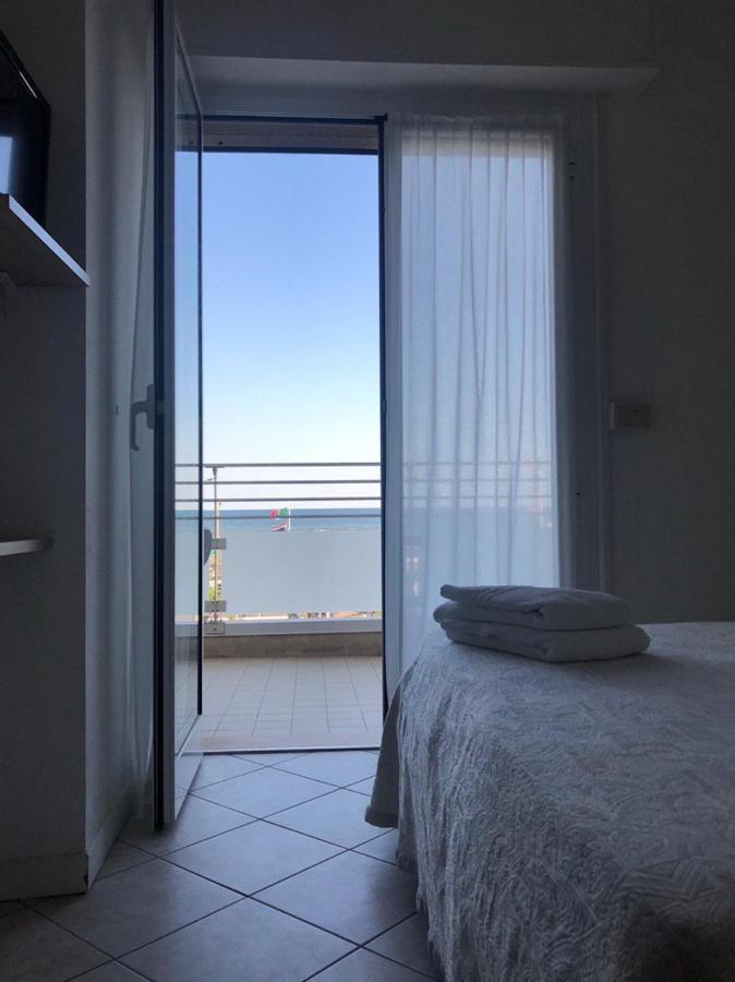 Hotel Alda チェルヴィア エクステリア 写真